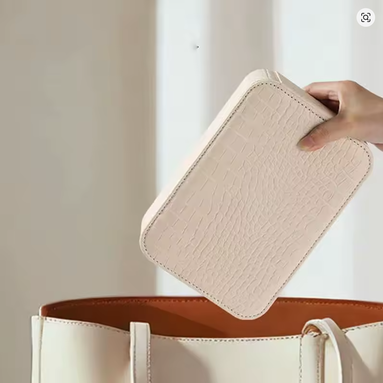LumiBox™